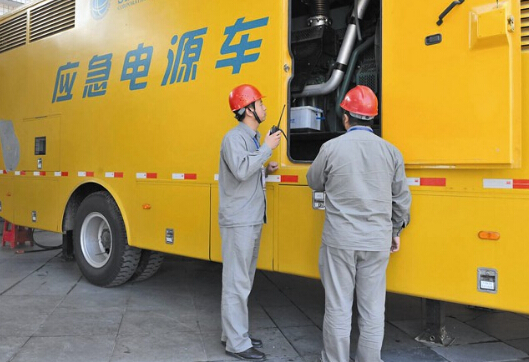 新兴如何清理被灰尘覆盖的机油散热器？